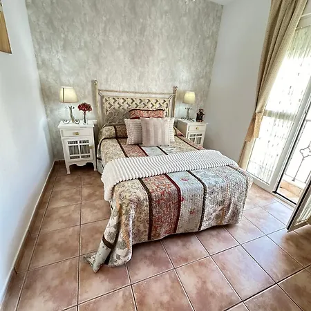 Apartamentos Luna Solo Familias Y Parejas Conil De La Frontera Exterior photo