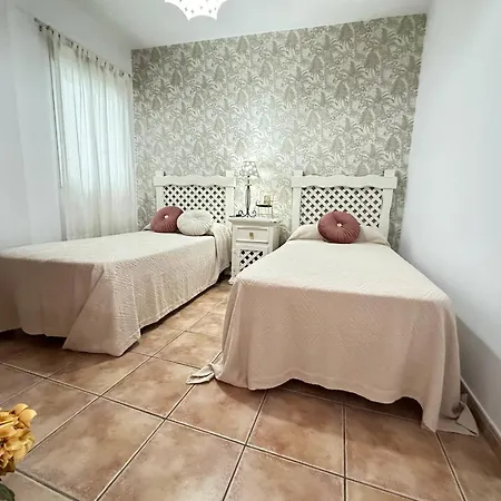 Apartamentos Luna Solo Familias Y Parejas Conil De La Frontera Exterior photo