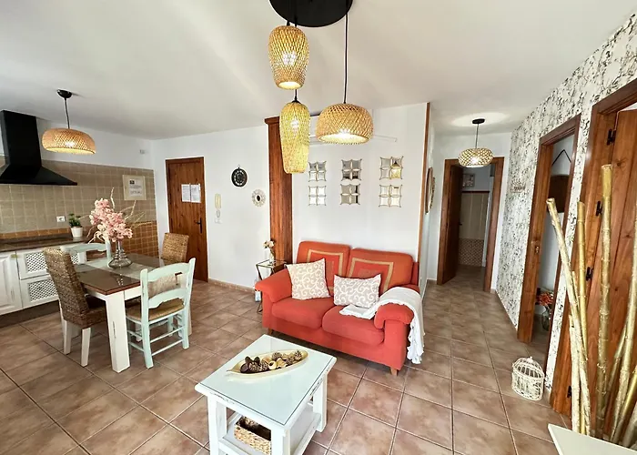 Apartamentos Luna Solo Familias Y Parejas